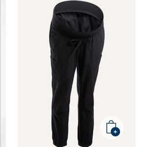 Old Navy Maternity Rollover-Waist Tapered Jogger Cargo Pants